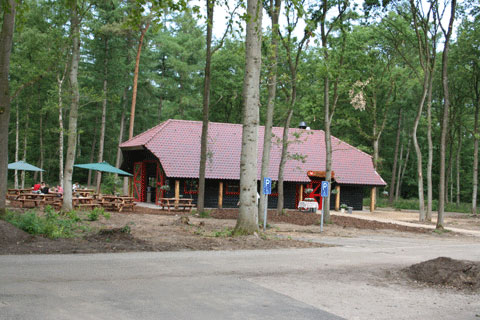 Ons mooie Theehuis in het bos.
